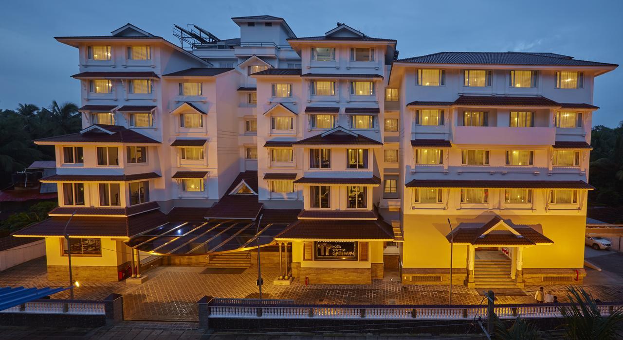 สเตอร์ลิง คุรุวายูร Hotel กูรูวาเยอร์ ภายนอก รูปภาพ